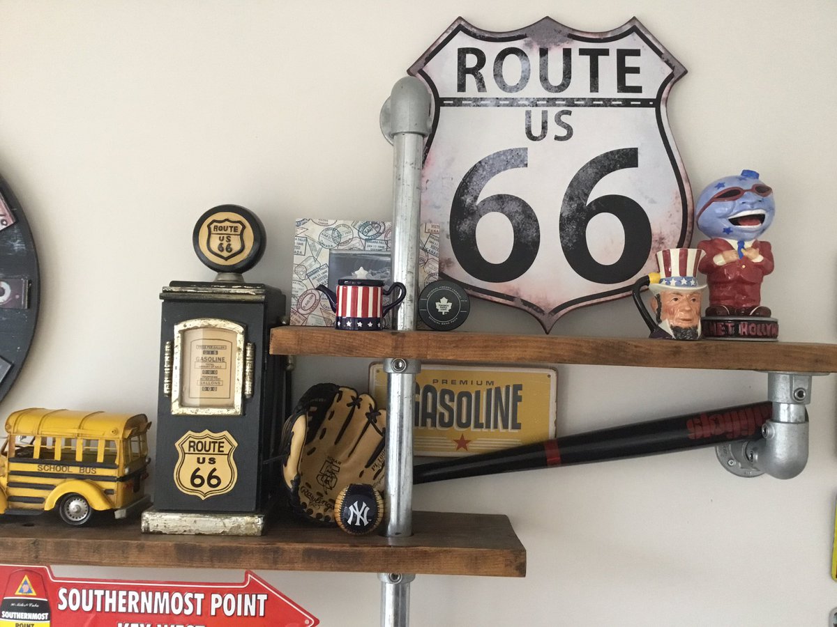 Thank you Sue for the wonderful gift, pride of place 😘😘😘😘