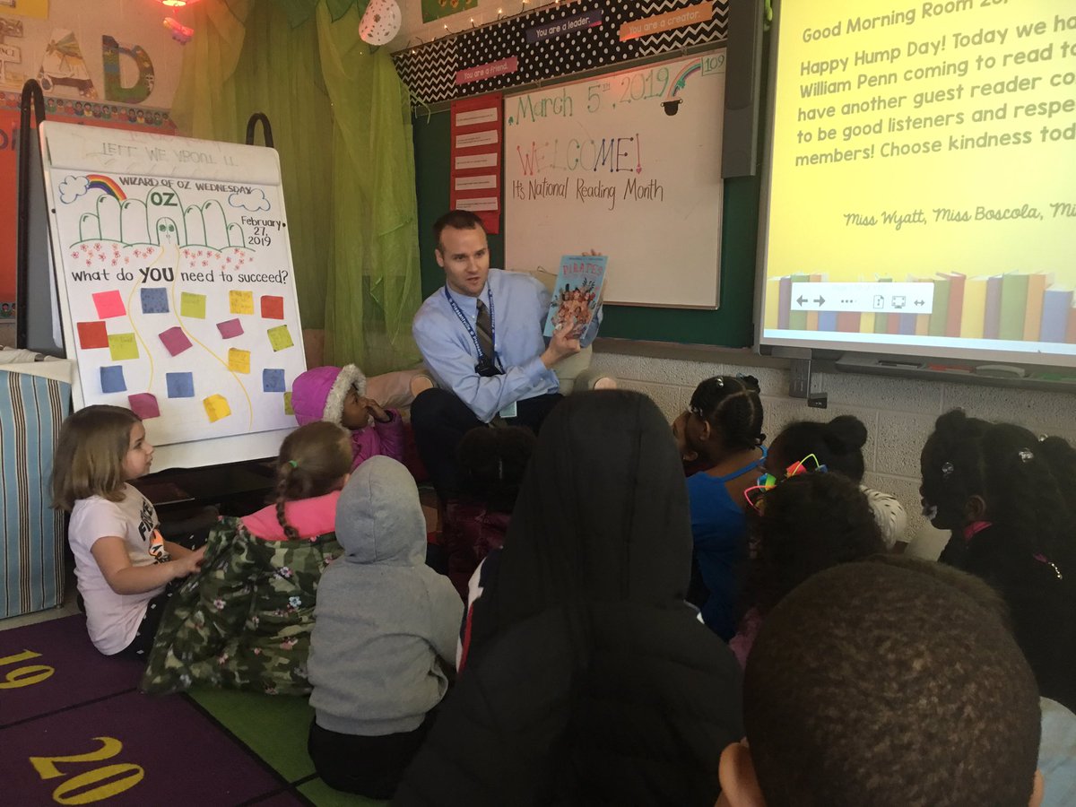 MrsLewisPLV's tweet photo. SURPRISE! Mr. Folke was our guest reader this morning! 🎉📚 #PolarPride #NationalReadingMonth https://t.co/ulKlSn2Ul2