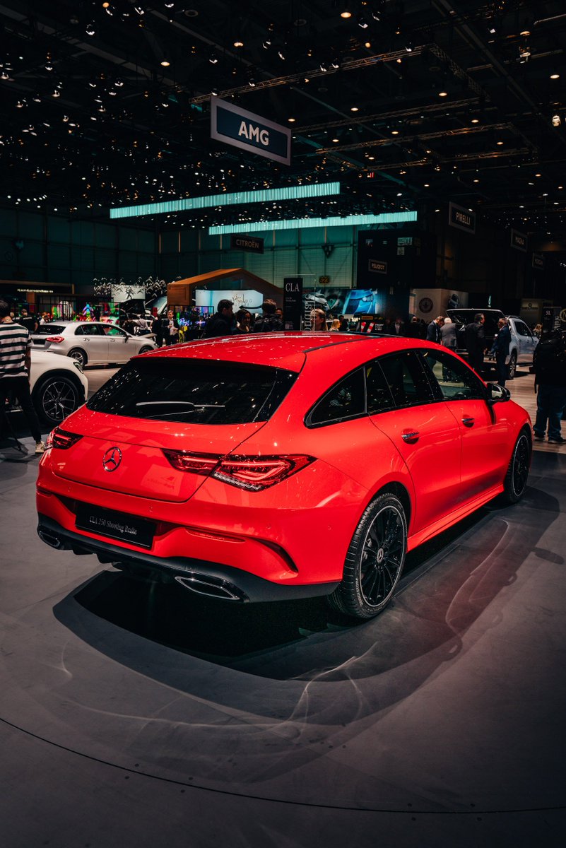 MercedesBenz's tweet photo. Sporty, practical, and...red hot! The new Mercedes-Benz CLA 250 4MATIC Shooting Brake has something for everyone. [Kraftstoffverbrauch kombiniert: 6,5-6,2 l/100 km | CO₂-Emissionen kombiniert: 149-143 g/km | https://t.co/Hm1nVWzN4t] #GimsSwiss #MBGIMS19 https://t.co/qRbpKigSnH