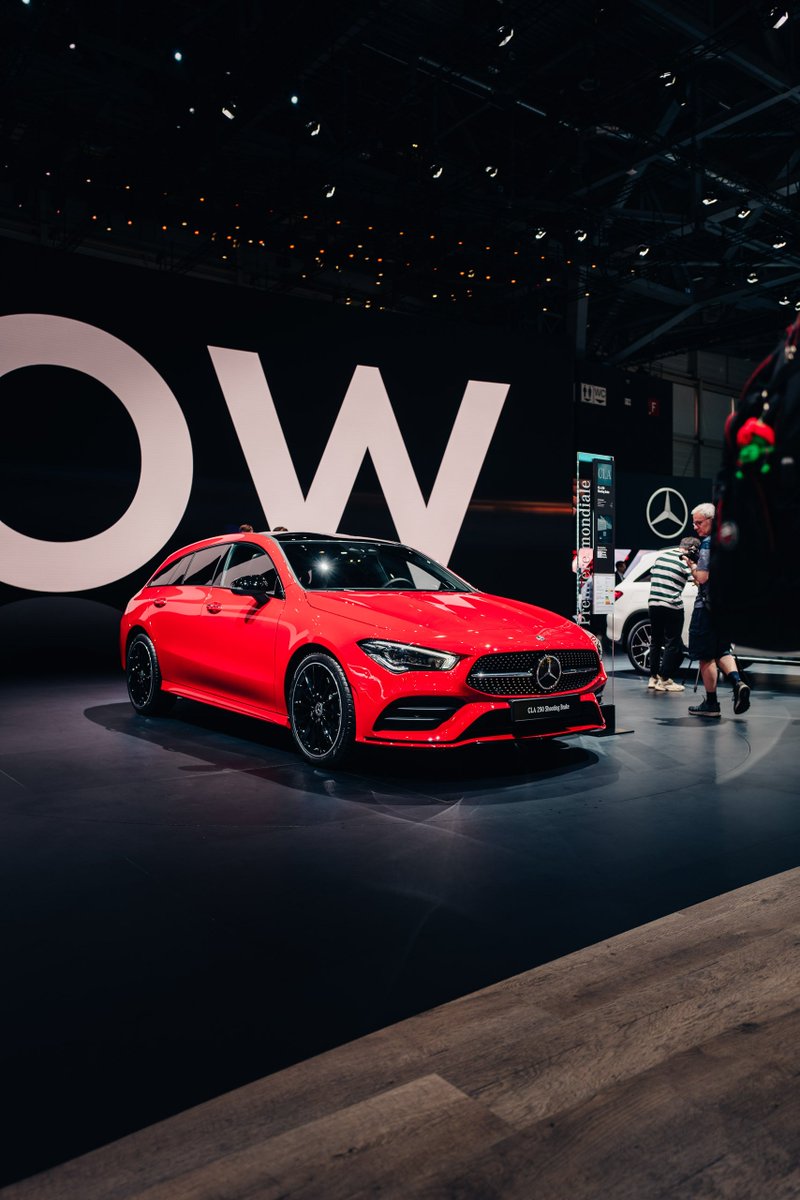 MercedesBenz's tweet photo. Sporty, practical, and...red hot! The new Mercedes-Benz CLA 250 4MATIC Shooting Brake has something for everyone. [Kraftstoffverbrauch kombiniert: 6,5-6,2 l/100 km | CO₂-Emissionen kombiniert: 149-143 g/km | https://t.co/Hm1nVWzN4t] #GimsSwiss #MBGIMS19 https://t.co/qRbpKigSnH