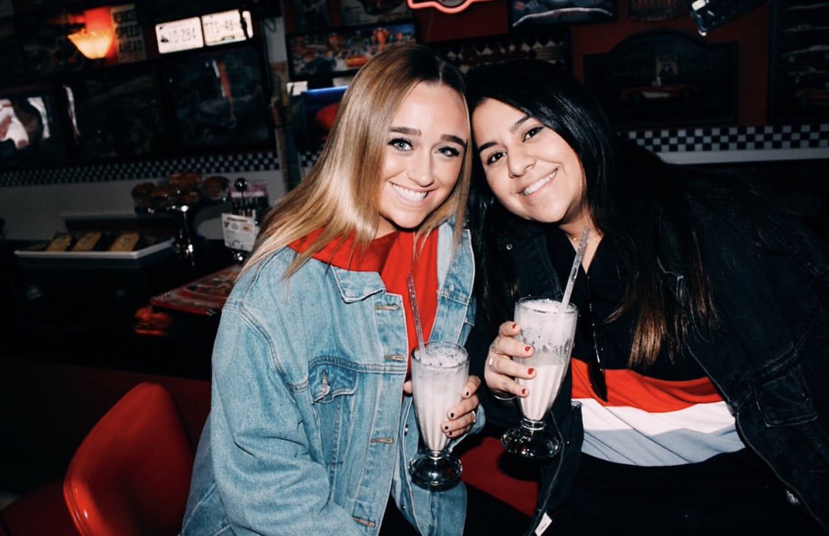 QU_ChiOmega's tweet image. Sisters &amp;amp; Milkshakes! Can't think of anything better ❤️
