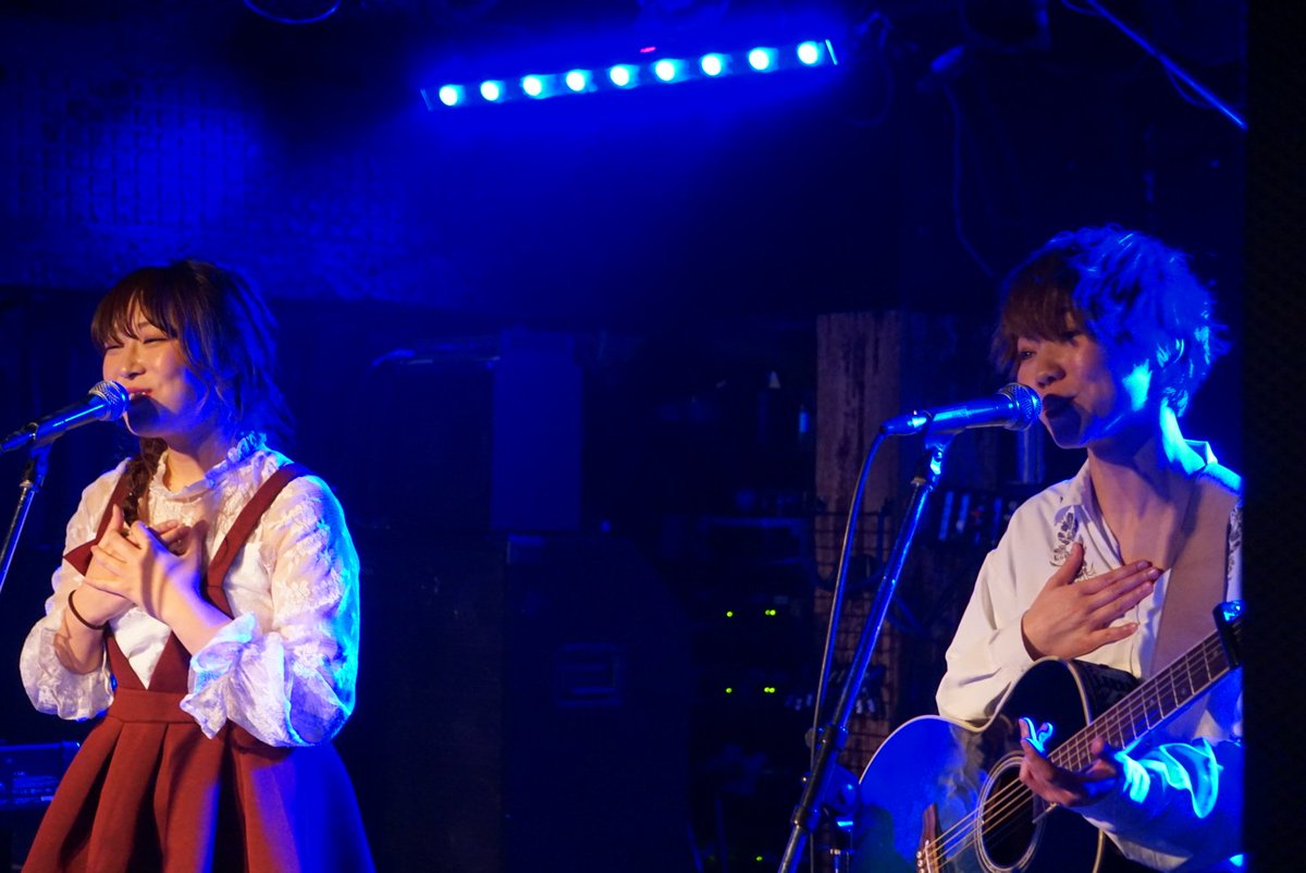 hiro04172185's tweet photo. 大船ライブハウスハニービーより❗No. 1
Stoly Teller の海野みいなさんと千明さん
#Stoly Teller
#大船ハニービー
#海野みいな
#千明 https://t.co/I63TGwIkJj