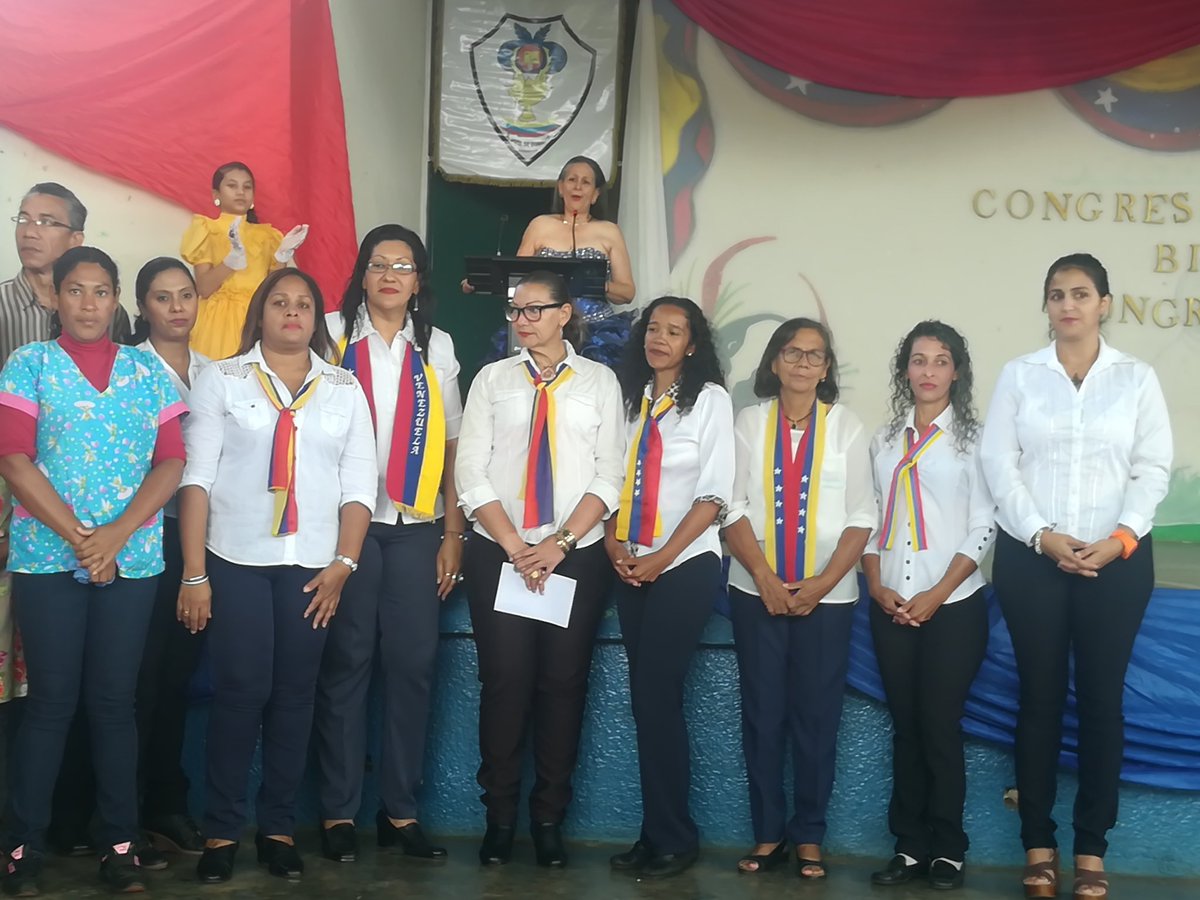 superaulag's tweet photo. @fbitanzoategui @MPPEDUCACION @alfarera49 Congresillo Bolivariano Bicentenario Congreso de Angostura https://t.co/hsyz3WQmyl