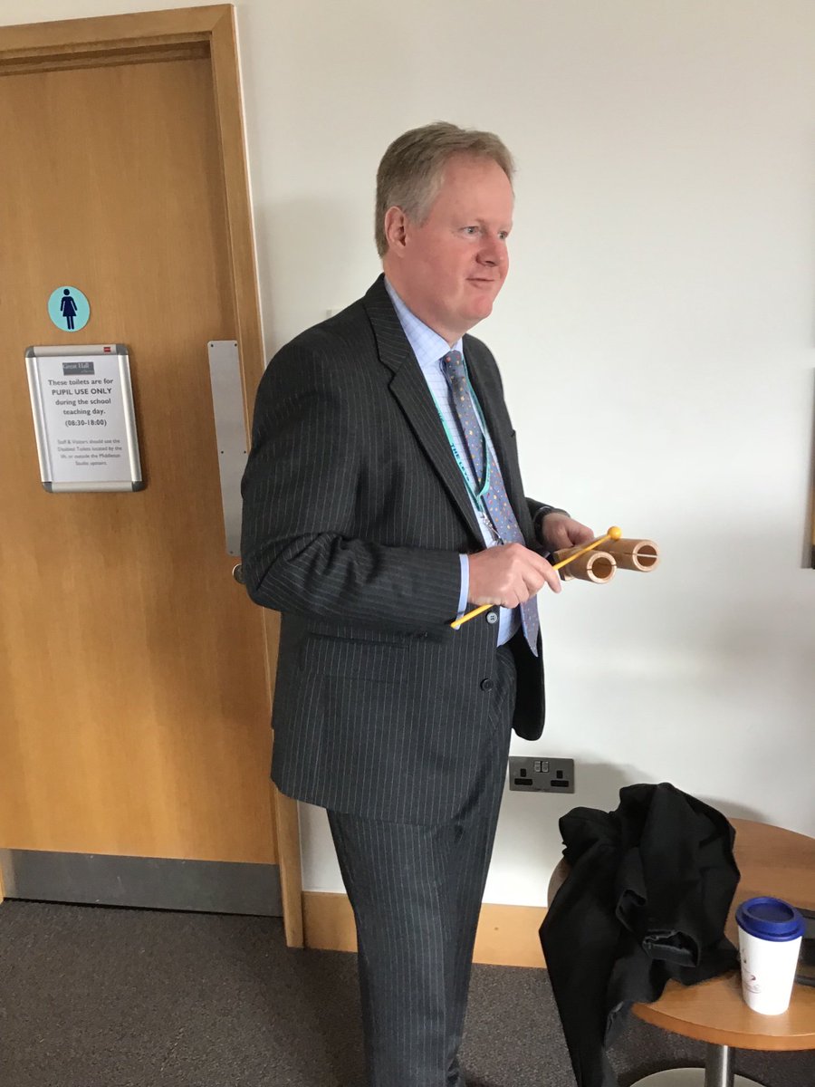 Great audience participation at <a href="/LiveAtBallyGs/">Live At Balgarnies</a> - well done one and all including <a href="/LeysHeadmaster/">Martin Priestley</a> #musicisforeveryone