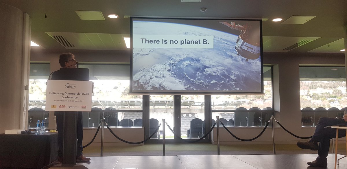 AndrewPassivate's tweet photo. Thomas Vaughan of GS Renewables about to discuss heat pumps for heating and cooling in buildings. If ever there was a take home from any conference, his first slide is it...
#corknzebconf2019 @WeAreTUDublin https://t.co/0ELY0DphFI