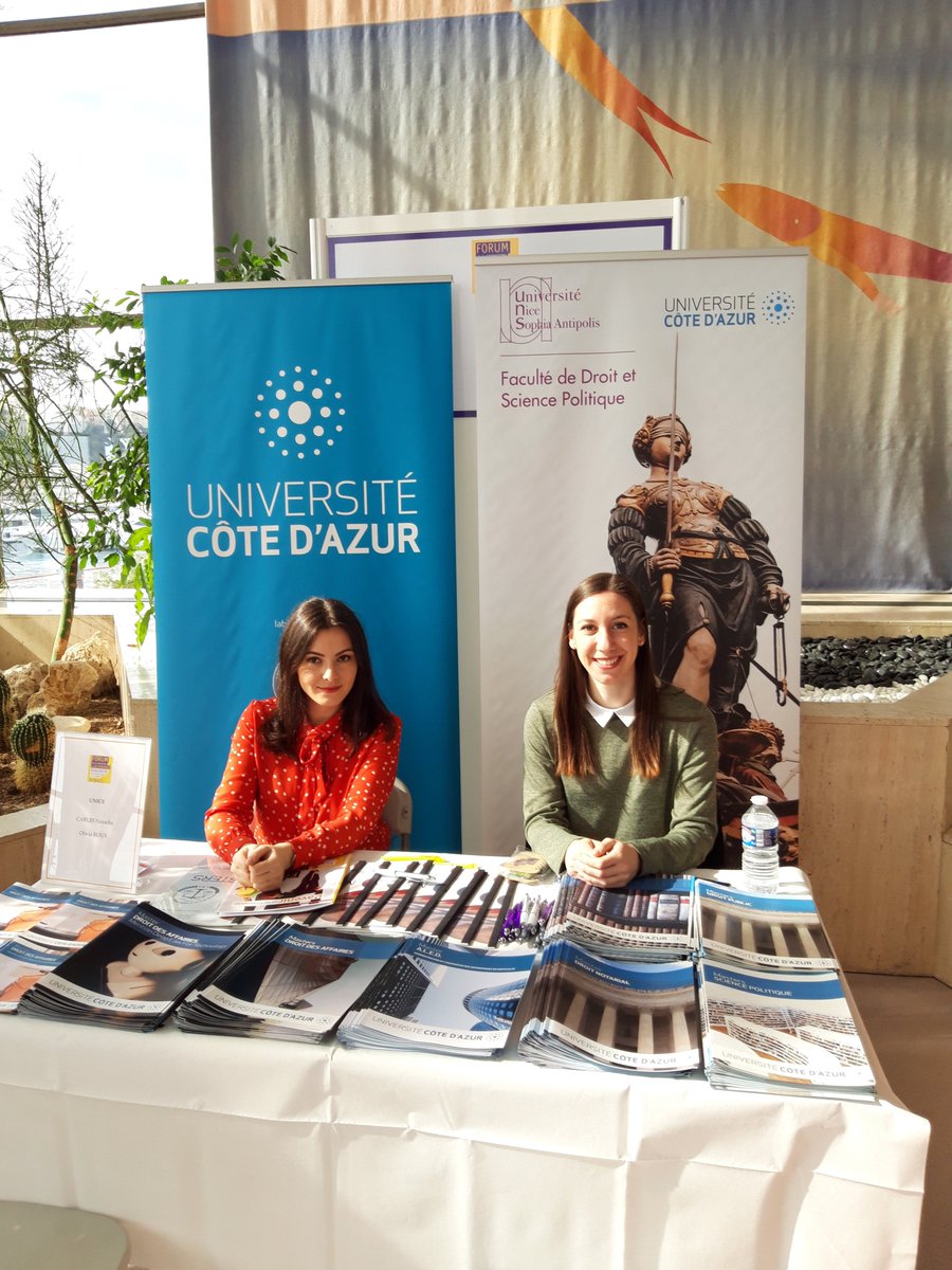 DroitScPoNice's tweet photo. La faculté est bien représentée aujourd’hui au salon de l’alternance à Monaco ! #alternance #orientation #masters https://t.co/HnW3iOx25L