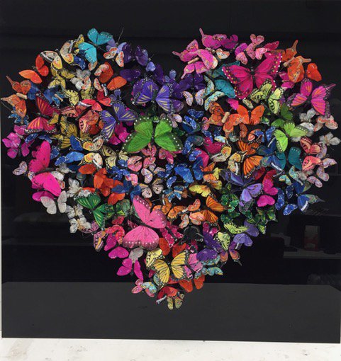 ButterflyArtUK's tweet photo. With #MothersDay on 31st March, celebrate your mum &amp; thank her for all that she does with an extra special #gift! Give her something unique and beautiful with one of my #butterfly #art #heart pieces? Check out: https://t.co/edzZGqpEs0 or email: michael.olsen@butterflyart.co.uk :) https://t.co/8ebHPVndKK