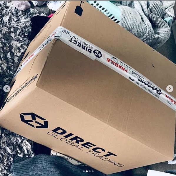 DGTboxes's tweet photo. Great to see our fantastic boxes in action!
📦📦📦
The perfect choice for your moving house or storage needs! 👍
#directglobaltradingboxes #cardboardboxes #movinghouse #movingday #box #storage #packing #Yorkshire #quality #strong #recycled #organised #newhome https://t.co/QeymfhP7uB