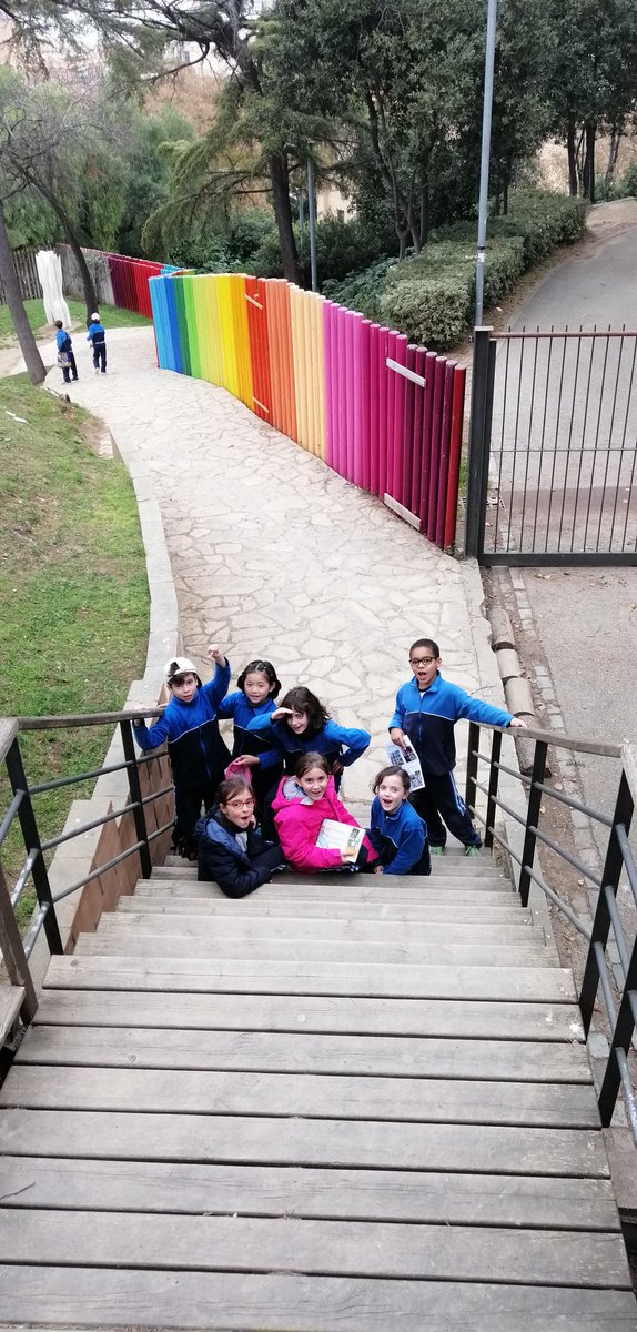 Gimcana del Sarró, descoberta del funcionament i la cultura d'un poble al <a href="/PobleEspanyol/">Poble Espanyol</a> 1/2