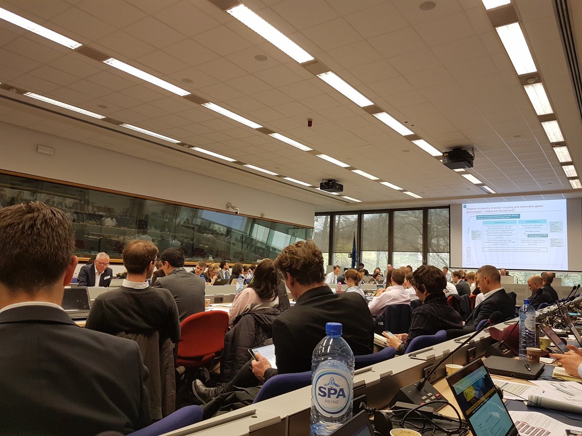 COGENEurope's tweet photo. COGEN Europe at @Energy4Europe Sector Coupling Workshop: #EnergySystemsIntegration must take a holistic approach and link #electricity, #gas and #heat networks for greater #efficiency, higher #RES and increased #flexibility. #Cogeneration #FuelCells #GreenGases #hydrogen https://t.co/ikaf4dmxOo