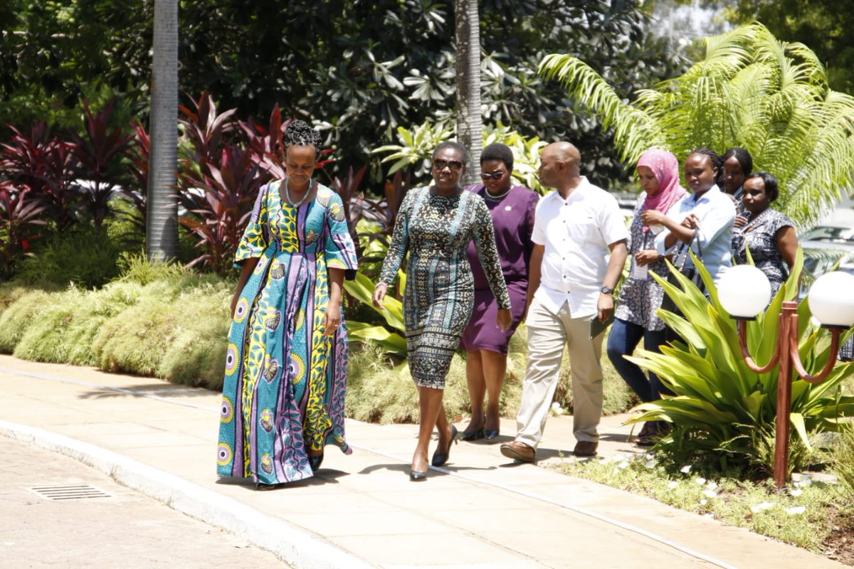 Faridakaroney's tweet photo. At a leadership and accountability conference for the Association of Women Accountants of Kenya (AWAK) and International Federation of Women Accountants (IFWA) held in Mombasa County. https://t.co/pEtEBXiYxT
