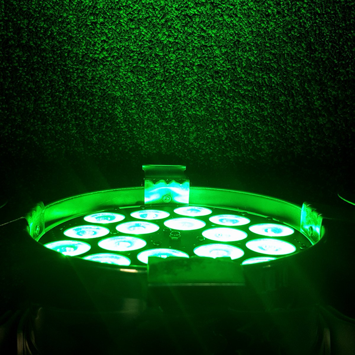 LantaLighting's tweet photo. Powerful Fireball Par64 Quad is a perfect choice to make sure your event is unforgettable! We offer same day dispatch/collection, high quality durable design + 12month warranty! Come and get yours.
Call us on 01604664571 or email sales@impact-products.co.uk for more information. https://t.co/giYfhXuGAP