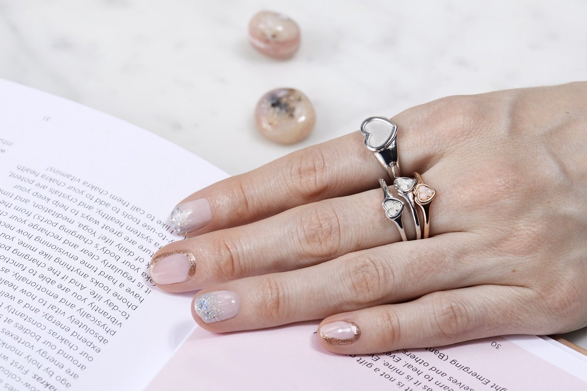 We’ve teamed up with <a href="/Links_of_London/">Links of London</a> to offer you the chance to win three pieces from their new Wholehearted jewellery collection; 💎💍worth over £500 and two of our Treat Yo Self nail experiences worth £75 💅🏽💖
 
Click through here: wah-London.com/win