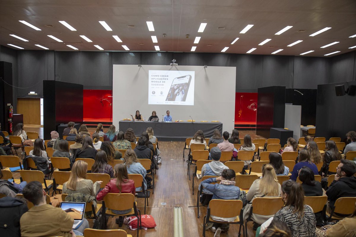 a_soapy's tweet photo. Last week, Nadia, myself and @sharpeattack were chatting success, prototypes and side projects at the University of Lisbon — Had a great time, and looking forward to the next one! https://t.co/h4Y1ovGhyn