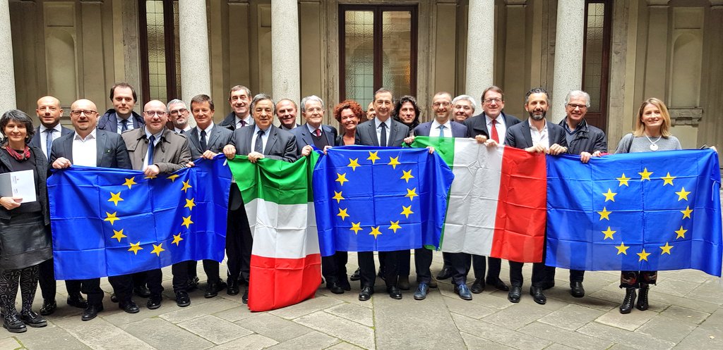 BeppeSala's tweet photo. Il 21 marzo esponiamo la bandiera europea per riaffermare tutti insieme i nostri valori #ComuniperlEuropa https://t.co/lHW24bIl5C