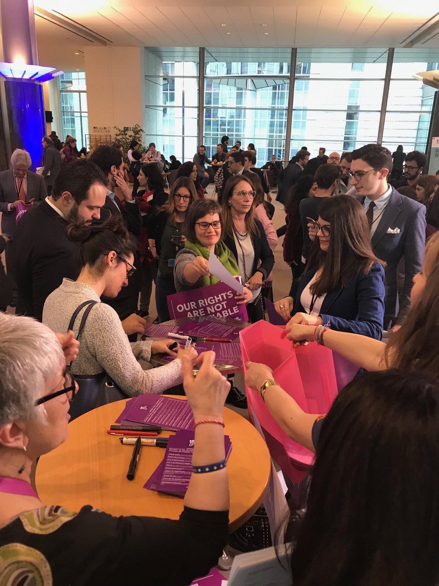 MeTooEP's tweet photo. Thank you to all candidate MEPs  for signing our #EUelections2019 pledge today!    Together we can bring the change! #InternationalWomensDay2019 #IWD2019 #MeTooEP #MeToo #TimesUp #StrongerTogether 💪🇪🇺 https://t.co/PEwtfhMhKX