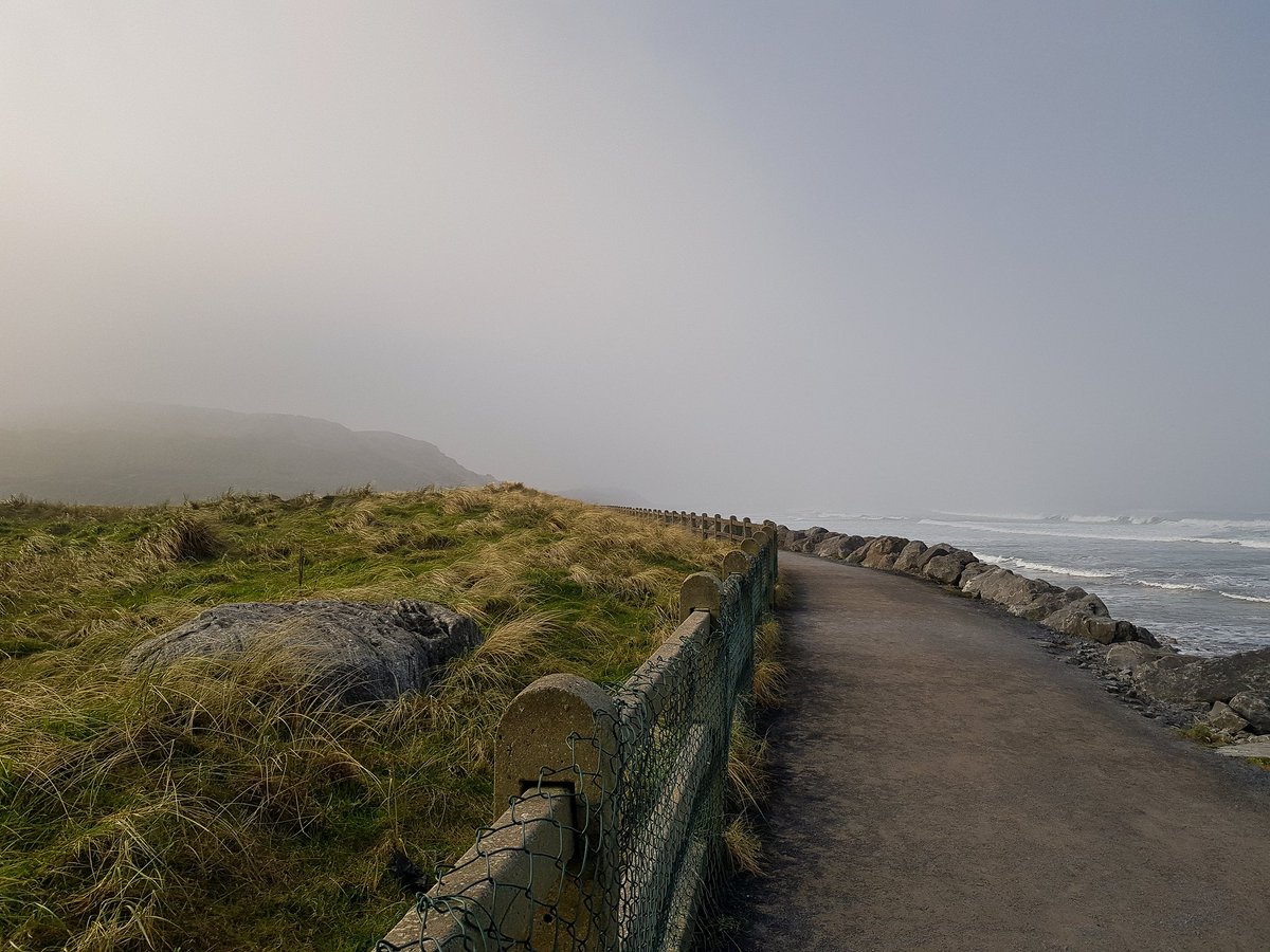 WanderingMile's tweet photo. Even in the mist, Standhill is stunning!

#Strandhill #wildatlanticway #Sligo #Loveireland #WaW https://t.co/4CpCP67x01