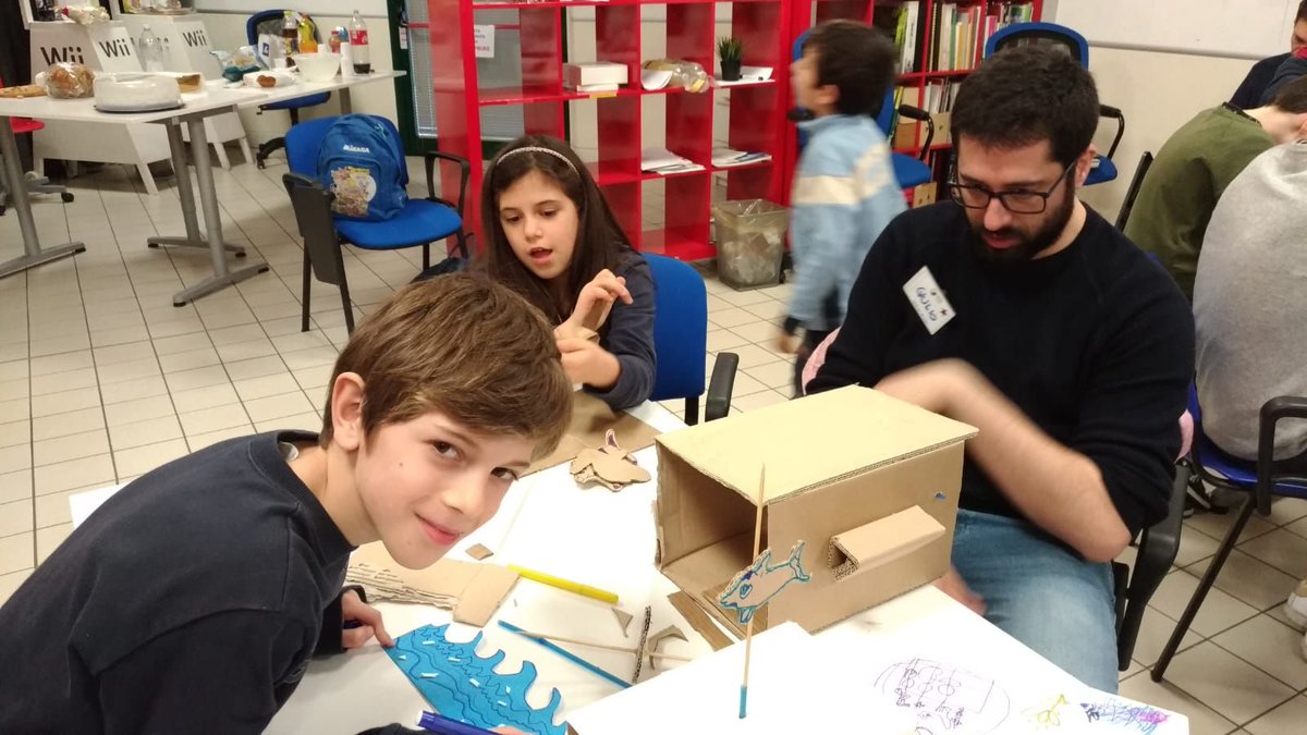 coderdojopd's tweet image. facciamo tutti molta attenzione !! 😎 😎 😎 😎 😎 
#CoderDojoPD al #TALENTlab