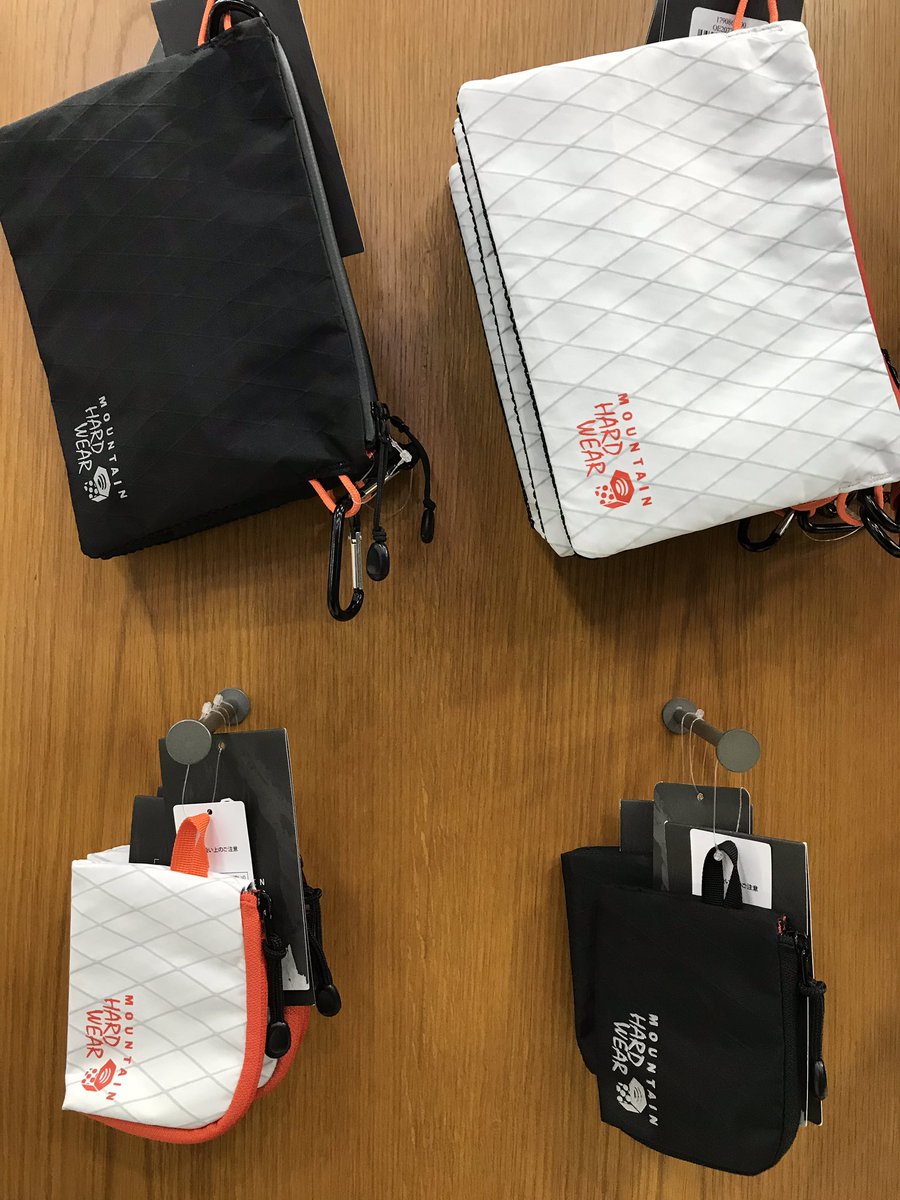 新宿東口ビックロ店 ＃マウンテンハードウェア 昨年からご案内しているXpac素材のサコッシュとウォレットに新しく白が加わりました。  ＃アフターシックスサコッシュ ¥3,900＋税 ＃アフターシックスウォレットD ¥2,900＋税 ＃Xpac が今年は熱い！！