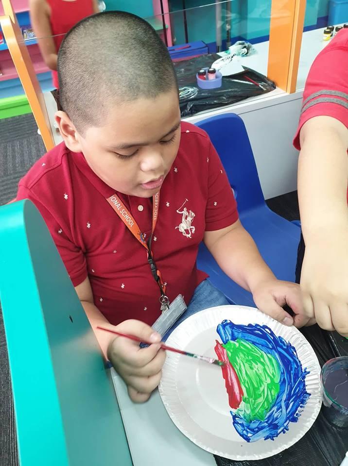StockBridgeIntl's tweet photo. Grade 3 students create and design their own fans in celebration of Chinese New Year!
#stockbridgeway #stockbridgedavao #learnandplay #xinniankuaile #k12programs #learningisfun https://t.co/np0HJIeRij