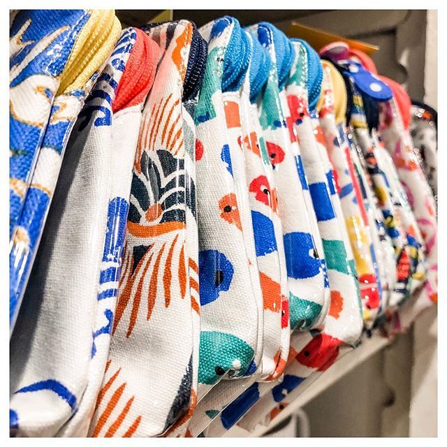 BecketHitch's tweet image. Only two more days until we open!!!! See you at 10am on Friday..
.
.
.
.
.
.
.
#beckethitchismoving #rollerrabbit #summerdreaming #newshopwhodis #travel #springbreak #mybmore #summervibes ift.tt/2SMeYt0