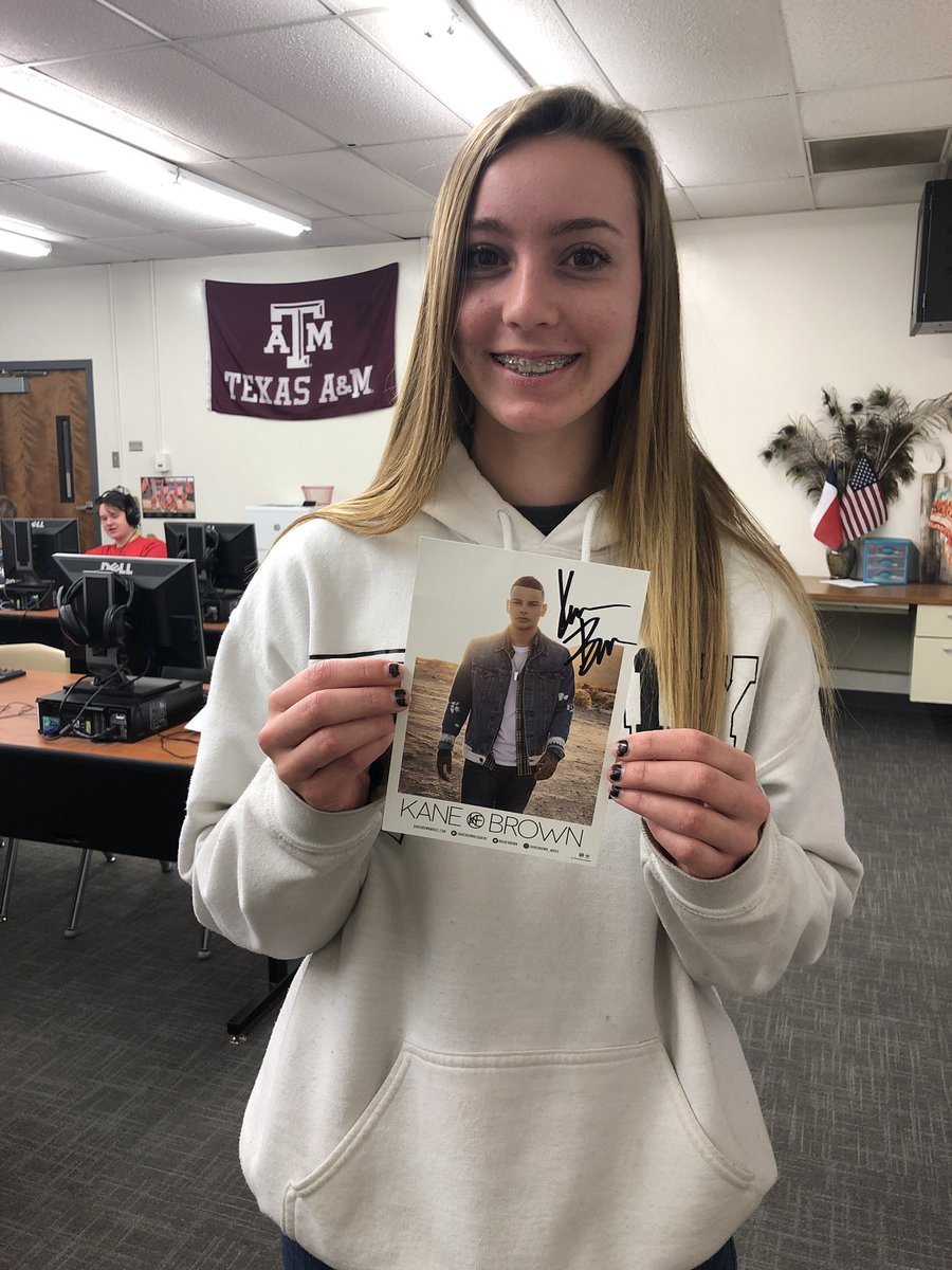 coachmmurray's tweet photo. Thanks @kanebrown for the autographed picture! Fan letter responses are awesome!! #LISDFutureFocus https://t.co/dirNh7yQF0