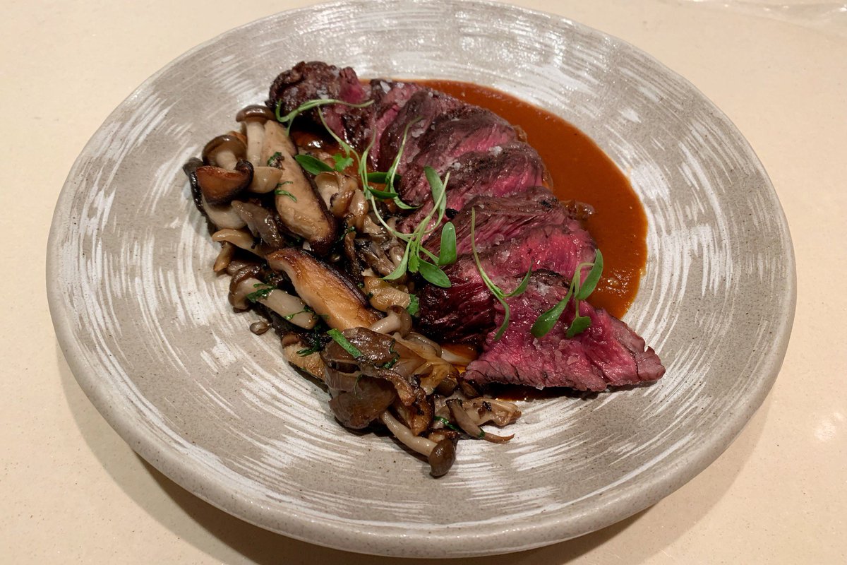 chinapoblano's tweet photo. Bistec con Mole Amarillo y Hongos. 
Hanger #steak served with #Oaxacan mole and roasted mushrooms. 
Make your #humpday a happy one! https://t.co/pQVk1AxnMo