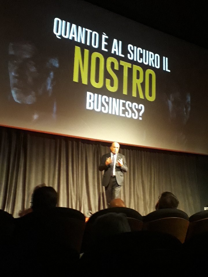 A #wolfethemovie si inizia con l'intervento di  <a href="/tinocanegrati/">Tino Canegrati</a>: la #cybersecurity come #priorità per il #core #Business <a href="/HP_Italia/">HP Italia</a> <a href="/crissoregaroli/">Cristina Soregaroli</a> <a href="/sara_ven/">Sara Ventura</a> <a href="/ppciotti/">paolo ciotti</a>