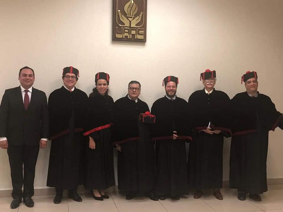 rijia_org's tweet photo. El pasado 22 de febrero se realizó la primera defensa de una tesis en el Doctorado en Derecho Constitucional de la Universidad Autónoma del Noreste (@UANEOSOS) y la RIJIA. La ahora doctora, Juana María Peña, se hizo acreedora a la máxima distinción, ¡Felicitaciones! https://t.co/AH1EnMN6Ej