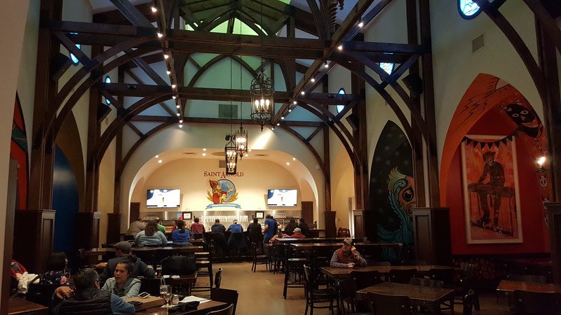 When in Houston take a pilgrimage to <a href="/SaintArnold/">Saint Arnold Brewing Company</a>, Texas’ oldest craft brewery. moderncities.com/article/2019-m…