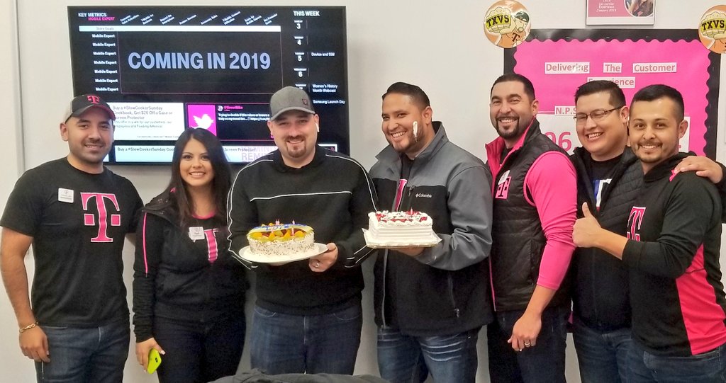 evamcgoldrick's tweet photo. Had the pleasure to celebrate @lpena0890 &amp; @sidney_orive birthday during our #RGVTruckSquad support meeting 😊👍#SWisBest #TXVS https://t.co/uKEgMyC6SL