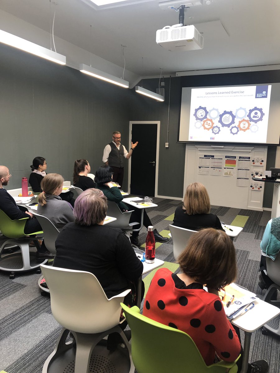 We’re @edinburghuni today delivering Daily Stand Up training to the Postgraduate  Administration team and @uebsresearch #LeanHE