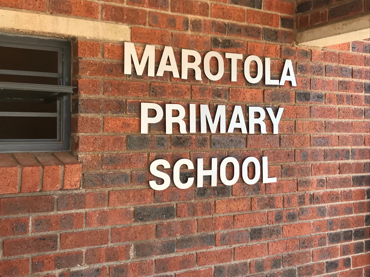 Lesufi's tweet photo. We do this every week, opening a brand new school, today was not an exception! People of Stinkwater, le lena kajeko le batho! #newschooleveryweek ! People of Hammanskraal thank you so much for your cooperation #LetsGrowSA https://t.co/ufZvwvofbI
