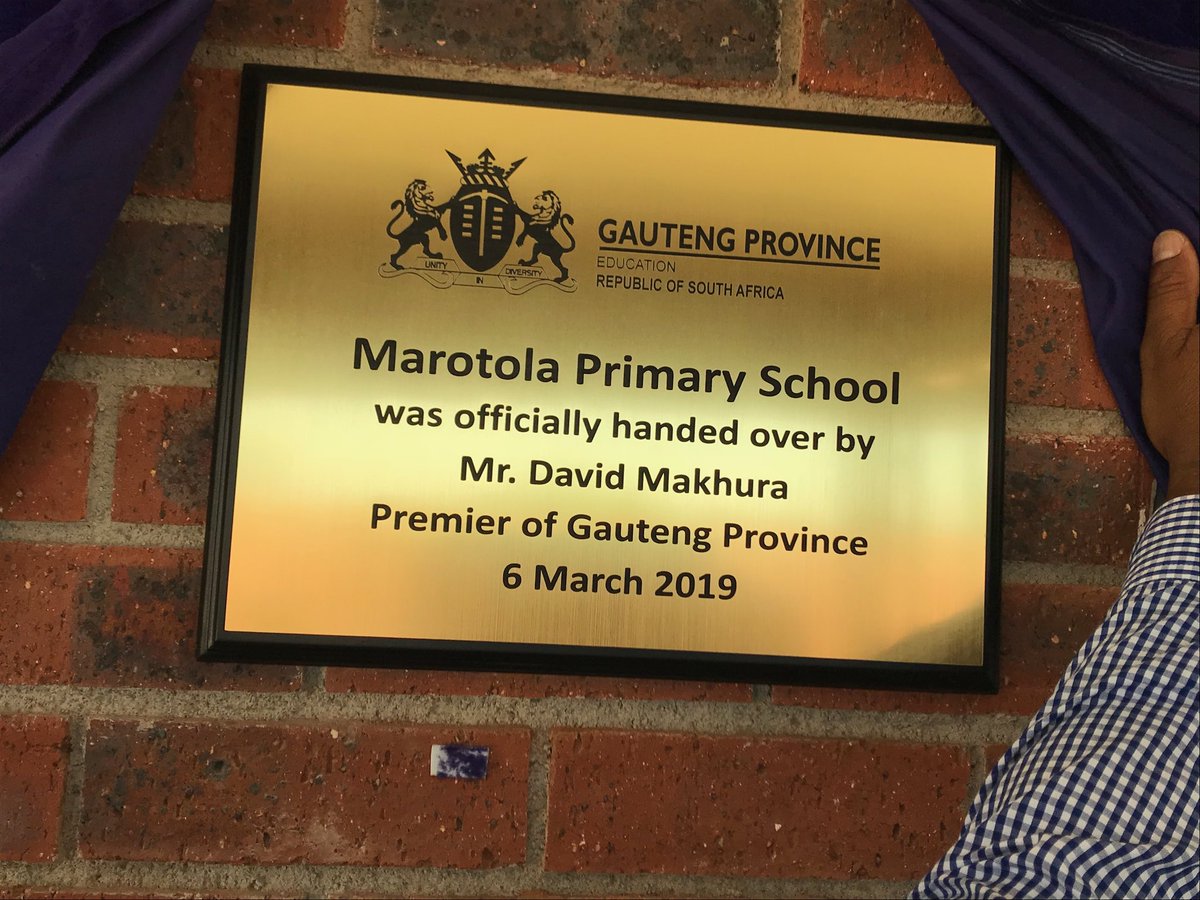Lesufi's tweet photo. We do this every week, opening a brand new school, today was not an exception! People of Stinkwater, le lena kajeko le batho! #newschooleveryweek ! People of Hammanskraal thank you so much for your cooperation #LetsGrowSA https://t.co/ufZvwvofbI