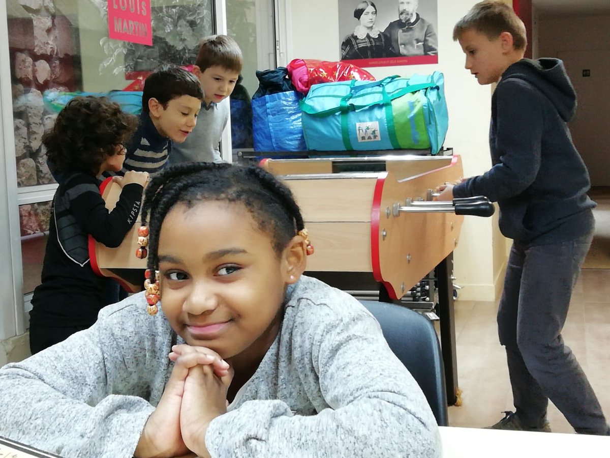 PatroduCoeur's tweet photo. Les enfants de la #SemaineAnimée vous invitent à leur représentation vendredi soir ! https://t.co/6Y995oJrYx