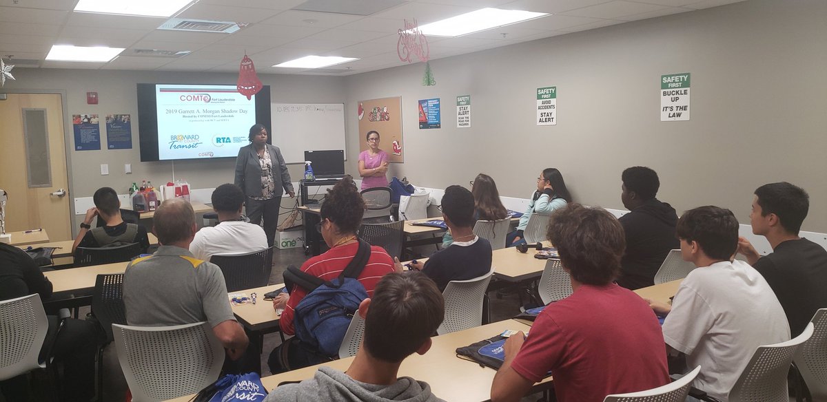 comto_ftl's tweet photo. #GAM Day @BrowardTransit @Tri_Rail. #SouthBrowardHigh students were introduced to careers in transportation. 🚉🚐✈ https://t.co/FwB0LmCMAo