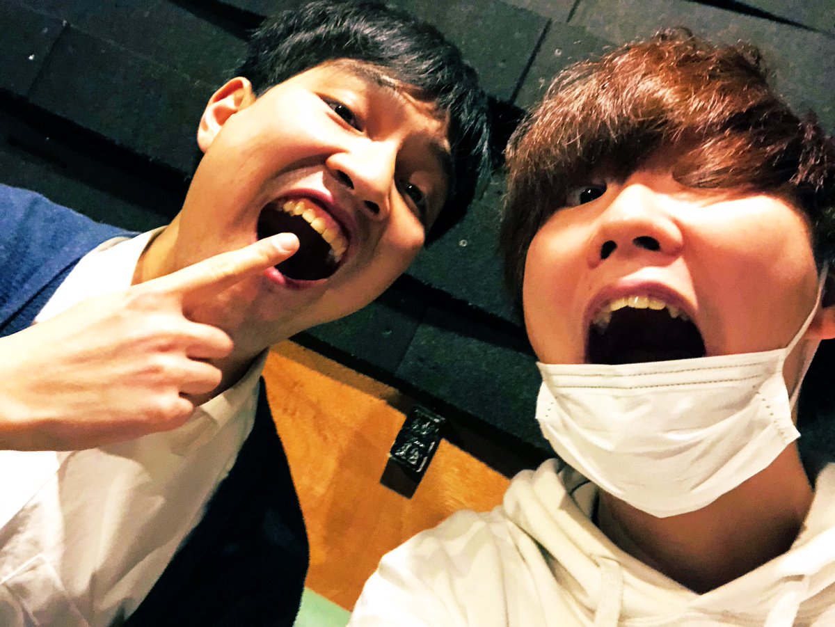 YamadaRocks's tweet photo. 終始グダグダでしたが楽しかったです!!
また東京で会おう!
(歯は綺麗に治ったみたいです)
#きーゆー
#HelloAhimsa
#オルタナイト https://t.co/yF43XLx8Sl