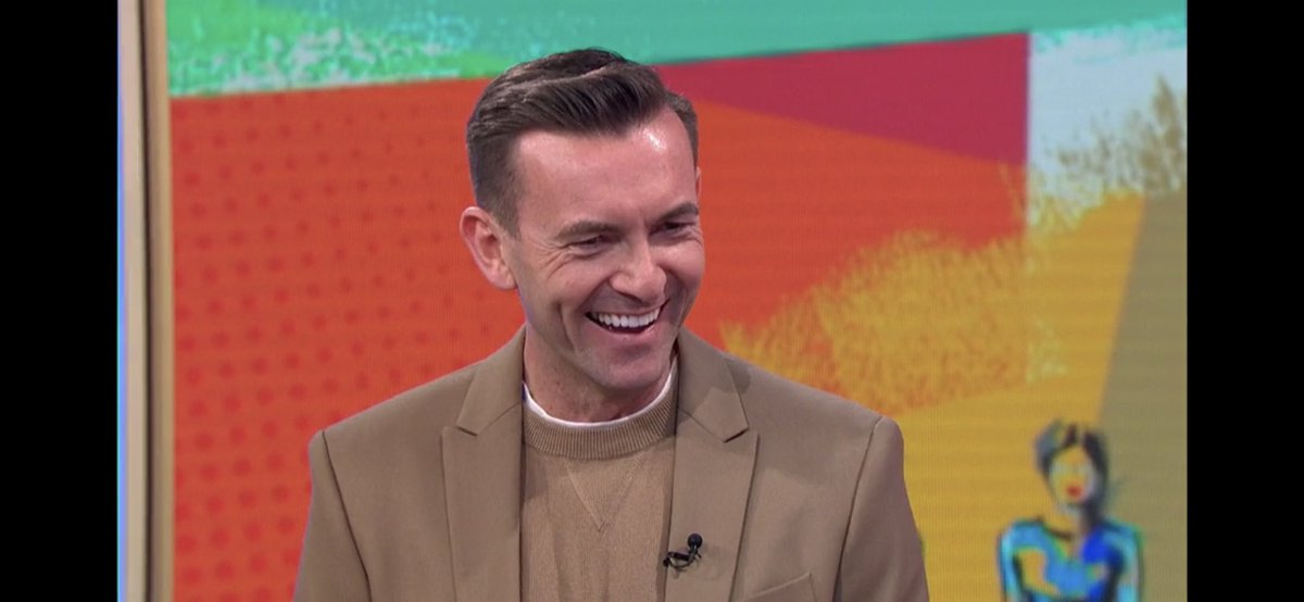 HowardGriffiths's tweet image. Sharon-Brilliant episode. So much fun &amp;amp; great to see Cardiff bestie Jane @TylerMakeup work her magic.Truly blessed &amp;amp; a jolly good way to celebrate 50th Birthday. On no medication, just laugh often. @trinnywoodall @trinnylondon @Schofe &amp;amp; @hollywills so kind with their words.❤️x x