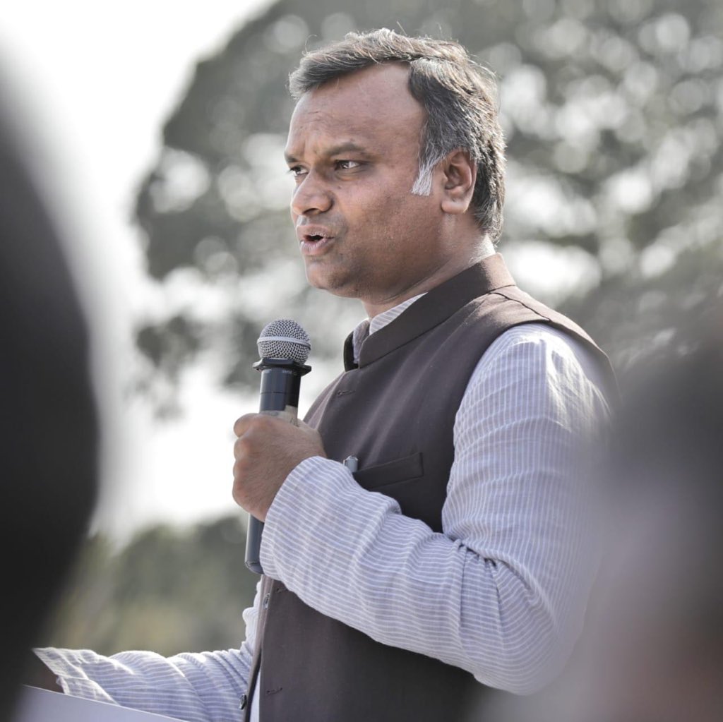 drbradcl's tweet photo. Taking entrepreneurs to the next level. Shri @PriyankKharge, Hon’ble minister for Social Welfare on ‘Unnati’ being a platform for ideation, idea validation &amp; scaling up while winners of the scheme were awarded for their impactful innovations. #samajakalyana https://t.co/xAcRWDdk4M