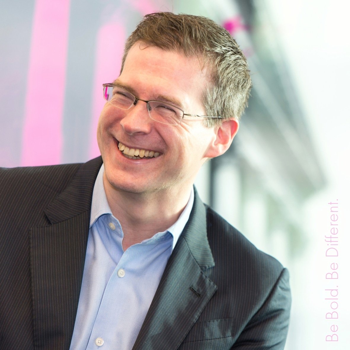 I just love capturing those candid moments when people let their guard down and you see the real them!

thomaslowephotography.com

#commercialphotographer #birmingham #worcester #wolverhampton #eventphotographer #headshot #pr #business