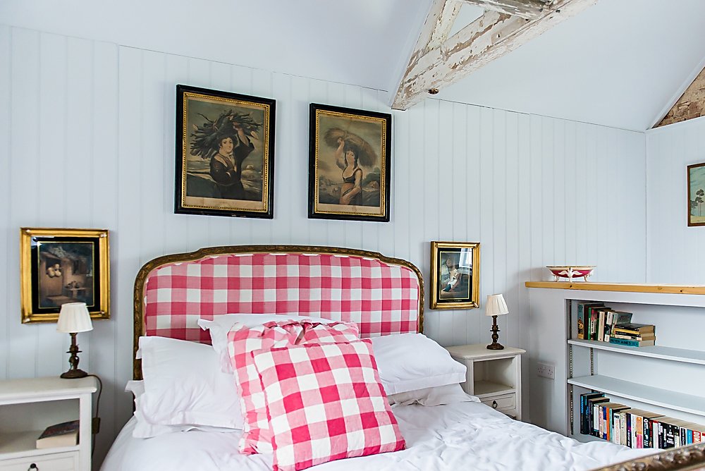 bartonevents's tweet image. The Clock Tower at Barton Court now has its very own Google website where you can book your stay 👉 ow.ly/GhhU30nWq67 

#bookdirect #weekendsaway #visitHerefordshire #sleeps2 #petfriendly