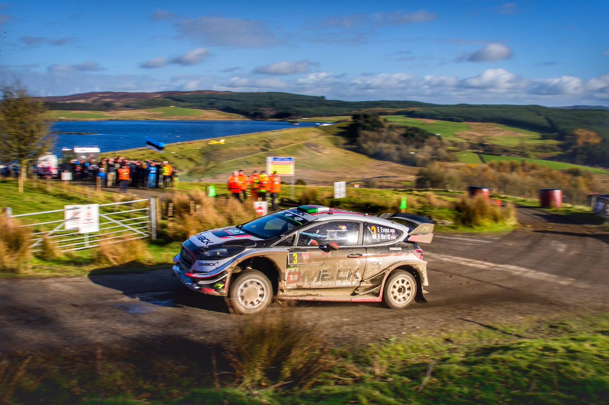 Sporturo's tweet photo. For a change itโs #wrcwednesday and another jump back to 2017 and @OfficialWRC @MSportLtd @ElfynEvans about to take the last corner of the @WalesRallyGB and victory of the event #wrc #rally #rallying #worldchampionship #walesrgb #rallygb #wales #dayinsure #northwales https://t.co/rSQE0zgaOn
