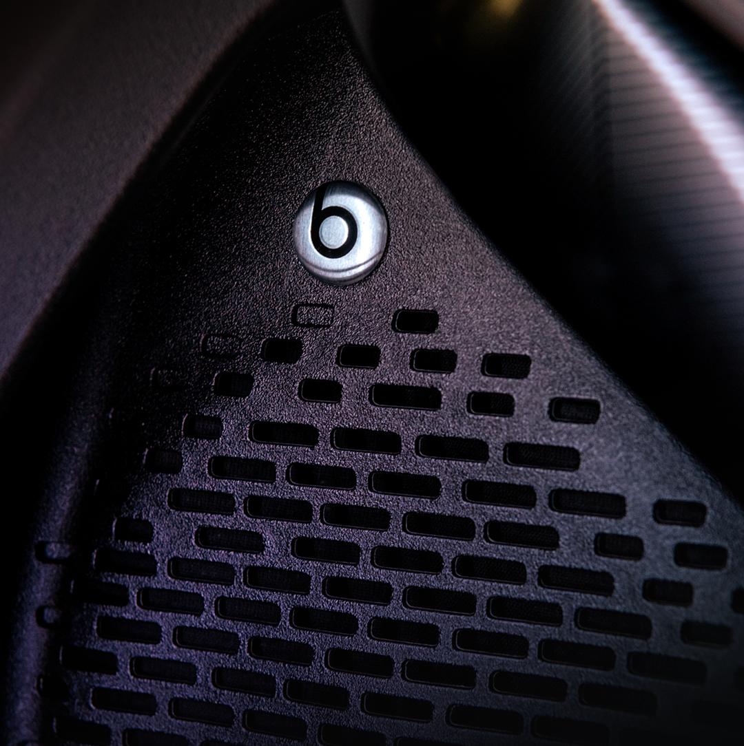 120 years, a lifetime dedicated to urban mobility, to make it increasingly efficient. And now the #Apple experience is here: communication, navigation, entertaiment. Only on board the New #500 Family 120th. #GimsSwiss #Fiat120th #Fiat