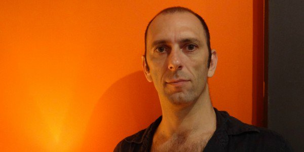 Entrevista a @VJDiment : "Si se mantiene esta política, el cine argentino tiene futuro, pero un futuro horrible" | EscribiendoCine escribiendocine.com/entrevista/001… vía <a href="/escribiendocine/">EscribiendoCine</a>