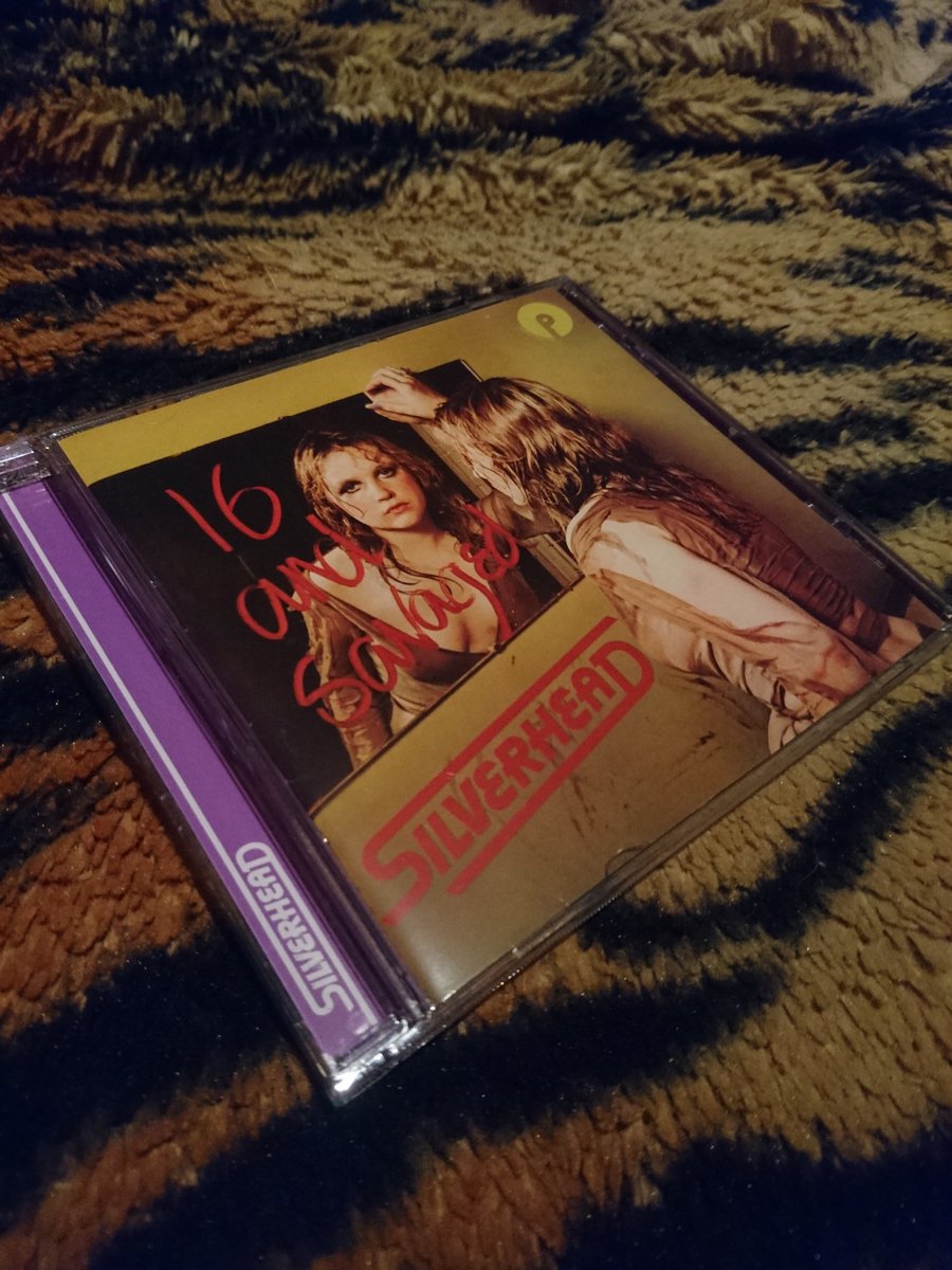 Word_Is_My_Bond's tweet image. Adventures of @MDesbarres Music Collecting Continues 🤘👍
So it happens to be my Name Day today and what did Postman deliver to me just now what i had ordered some time ago? 🤔🤣
These little coincidences keeps on rolling 👊😎👏
#Silverhead
#RockingTheMondayBluesAway