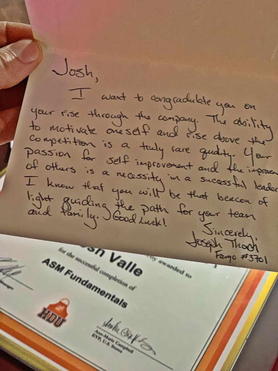 MrJvalle's tweet photo. This class was very special 🧡
Home Depot University Class of 2019
This moment of energy will last a fiscal week lifetime. 🧡🤝🗣📙
#Store4104
#Hdpassion
#HDU
2019 https://t.co/yypm3CkiCk