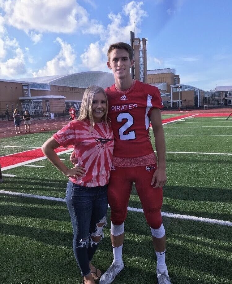 rochelleblack_'s tweet photo. happy bday!! @jakereidd2 ❤️🥳 thanks for being a forever bestie, enjoy being friends with me while it lasts😉 #JCWho https://t.co/Kr1btenhCi