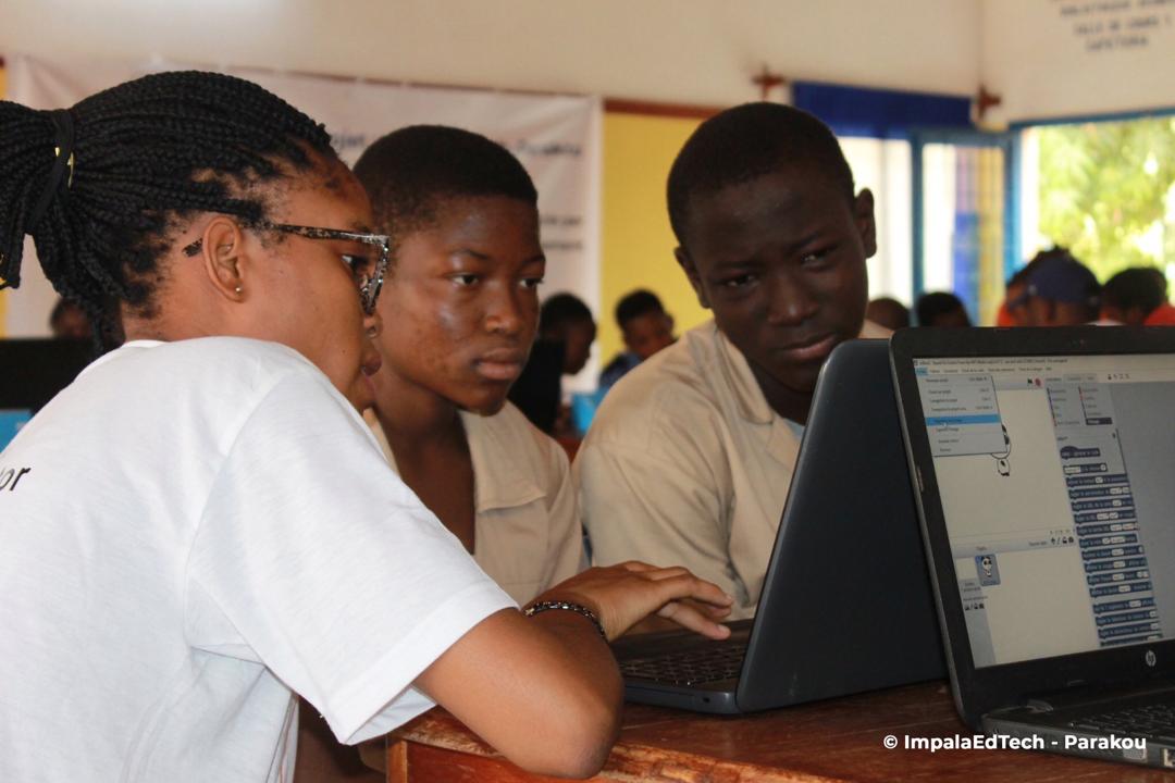 Xgbenakpon's tweet photo. La semaine du 25 février au 2 mars 2019, La ville de #Parakou a connu un événements qui révolutionnera le monde du #numérique au Bénin. Il s'agit du @ImpalaEdTech, où 40 élèves ont été former accompagnés de 20 #TechEducators 
Merci a @keoubougoupi @ImpalaBridge @numeriquebenin https://t.co/7z3wS4h5m6