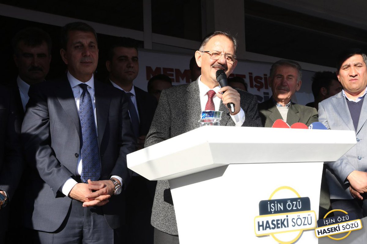 mehmetozhaseki's tweet photo. Bizim bütün projelerimiz hazır. İlçelerimizde neye ihtiyaç var biliyoruz.

#Çayırhan mahallesinde gerçekleştirdiğimiz mitingde vatandaşlarımız bize güvendiklerini bir kez daha gösterdi.

#BelediyeİşiGönülİşi
#İşinÖzüHasekiSözü https://t.co/SeTnfx6FcB