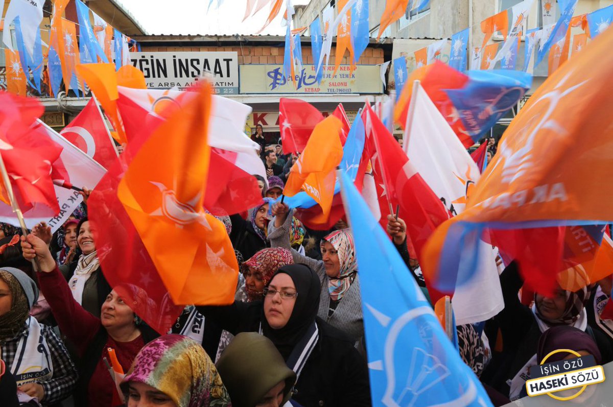mehmetozhaseki's tweet photo. Bizim bütün projelerimiz hazır. İlçelerimizde neye ihtiyaç var biliyoruz.

#Çayırhan mahallesinde gerçekleştirdiğimiz mitingde vatandaşlarımız bize güvendiklerini bir kez daha gösterdi.

#BelediyeİşiGönülİşi
#İşinÖzüHasekiSözü https://t.co/SeTnfx6FcB